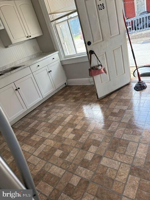 Property Photo:  128 E New Street  PA 17602 