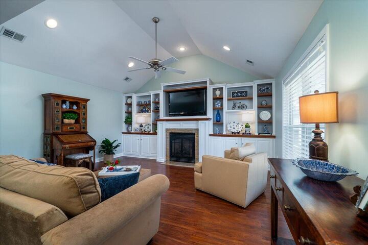 Property Photo: 1527 Barquentine Drive SC 29464