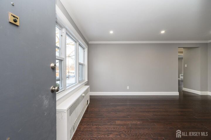 Property Photo:  12 Garfield Park A  NJ 08837 