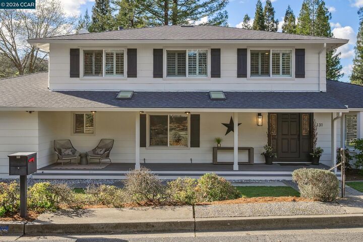 Property Photo:  131 Pebble Ln  CA 94507 