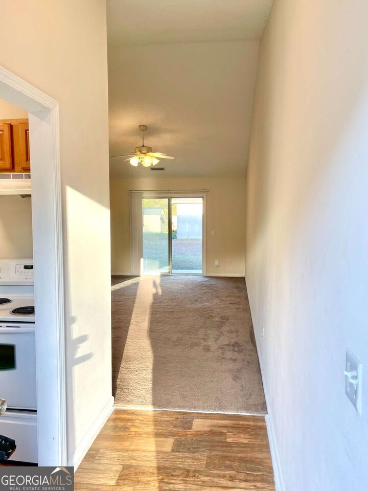 Property Photo:  409 Lawnwood Court  GA 31548 