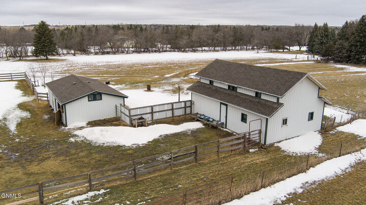 Property Photo: 2905 Bernell Drive ND 58503