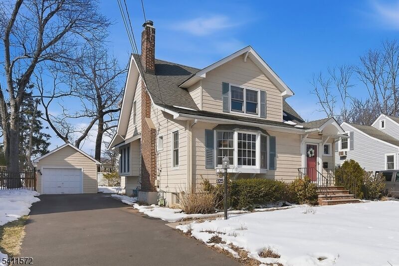 Property Photo:  125 Pearl St  NJ 07090 