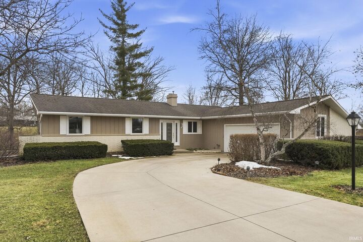 Property Photo:  1530 Sutton Circle Drive  IN 46714 