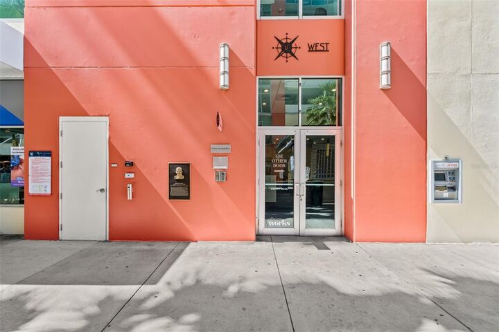 Property Photo:  1120 E Kennedy Boulevard 1524  FL 33602 