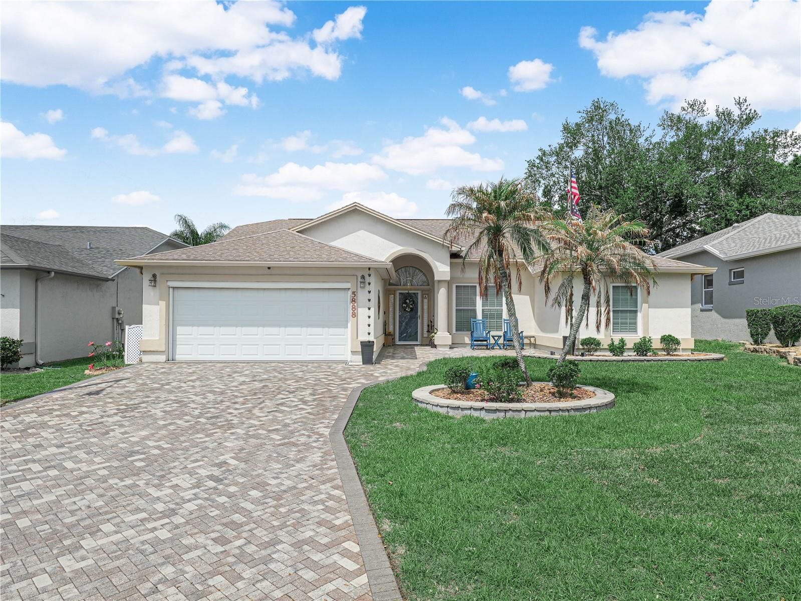 Property Photo: 5888 Sandpipers Drive FL 33809