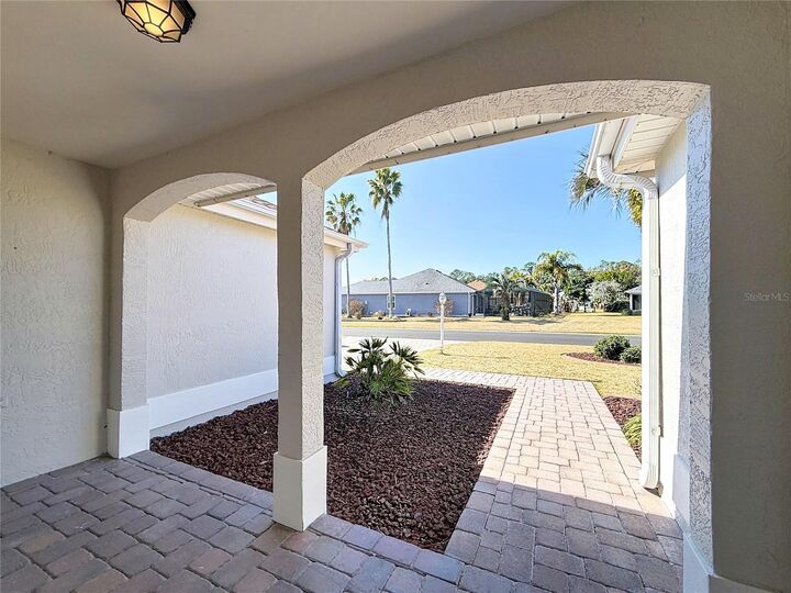 Property Photo:  1109 Saldivar Road  FL 32159 