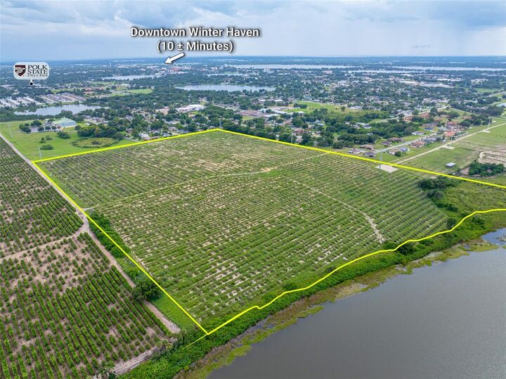 Property Photo: 2400 11th Street NE FL 33881