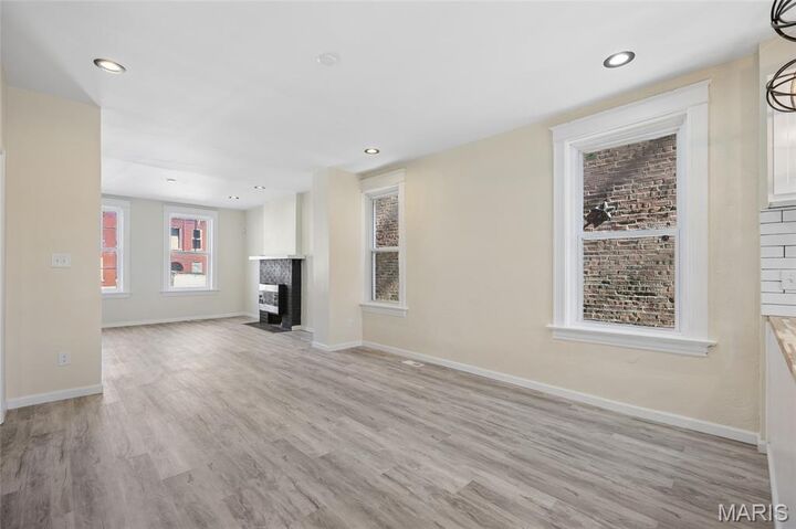 Property Photo:  816 McLaran Avenue  MO 63147 