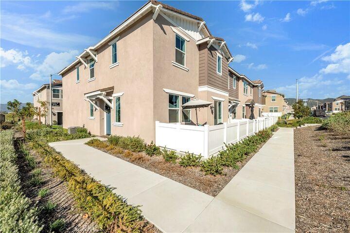 Property Photo: 36351 Elizabeth Lane 25108 CA 92595