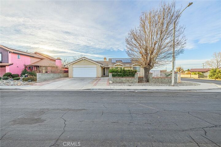 Property Photo:  38659 Angele Trumpet Court  CA 93550 