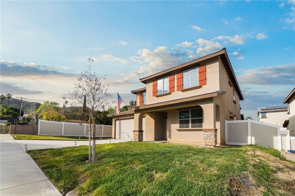 Property Photo: 12023 Knoefler CA 92505
