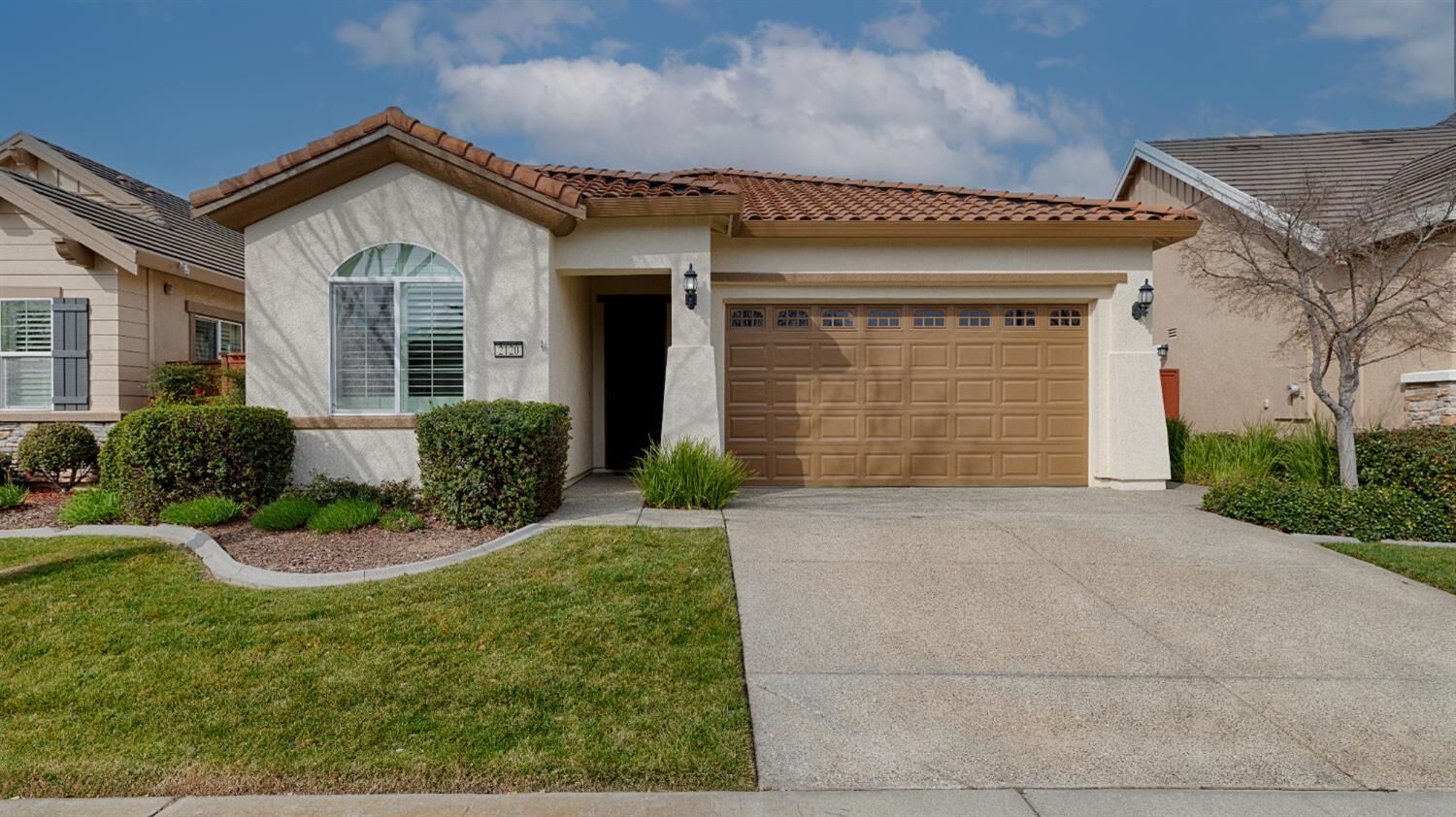 Property Photo: 2120 Arlington Drive CA 95747