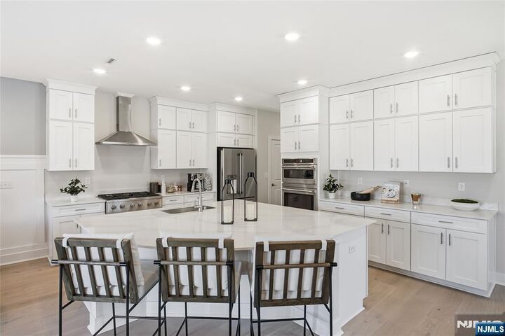 Property Photo:  16 Belmont Place  NJ 07036 