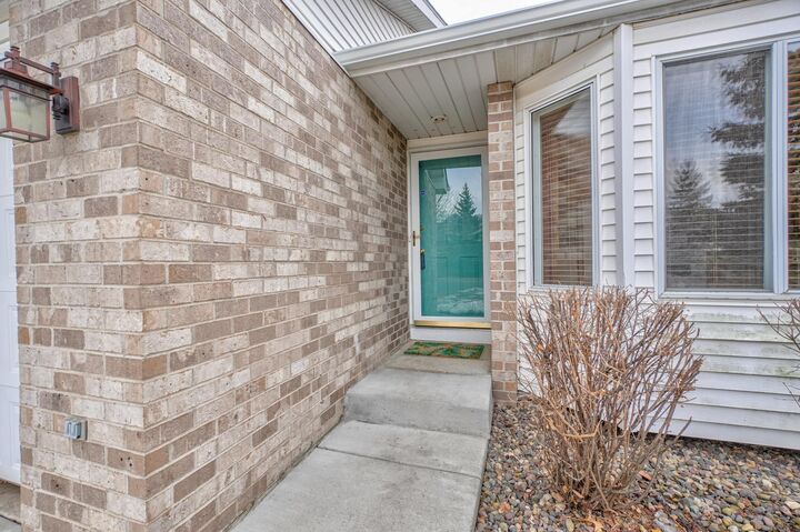 Property Photo:  5170 Upper 141st Street W  MN 55124 