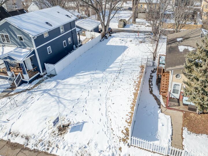 Property Photo:  2629 Dupont Avenue N  MN 55411 