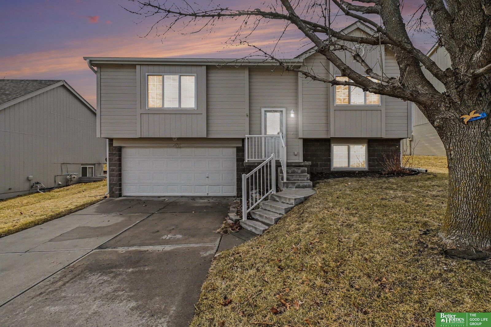 Property Photo: 14703 Locust Street NE 68116