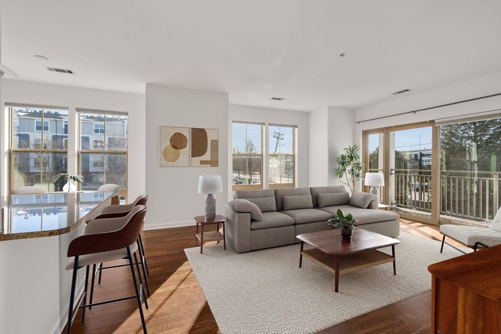 Property Photo:  3 Repton Cir 3210  MA 02472 