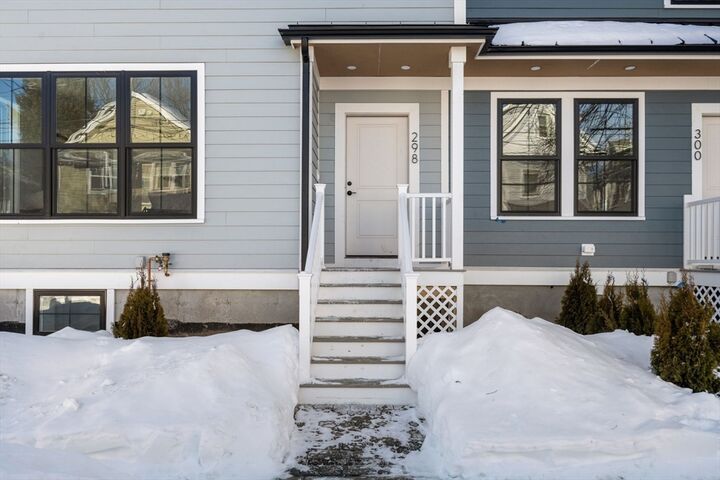 Property Photo:  298 Cabot 298  MA 02460 