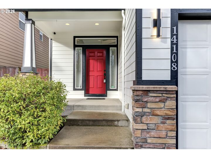 Property Photo:  14108 NE 81st Cir  WA 98682 