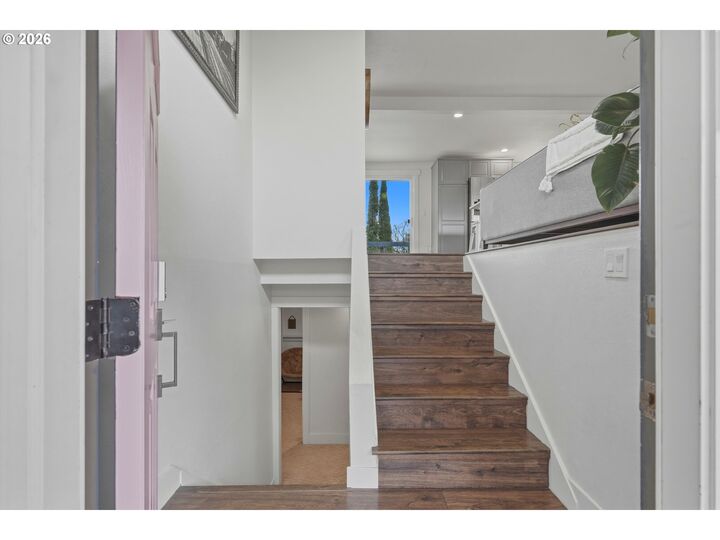 Property Photo:  10050 NW Brady Ln  OR 97229 