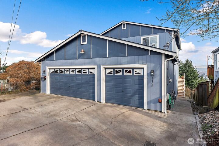Property Photo:  3108 E Valley View Terrace  WA 98404 