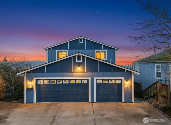 Property Photo:  3108 E Valley View Terrace  WA 98404 