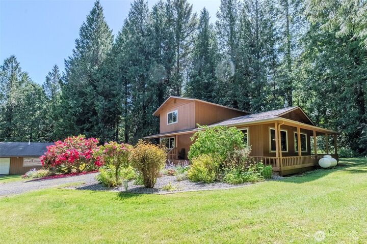 Property Photo:  209  Alpha Way  WA 98570 