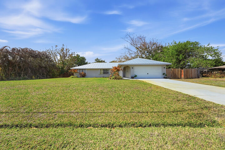 Property Photo:  2151 SE Abcor Road  FL 34952 