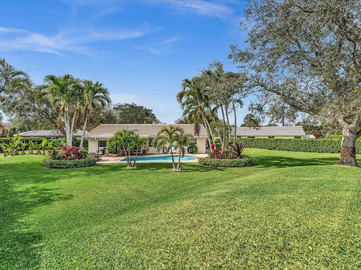 Property Photo:  8140 NW 13th Place  FL 33071 