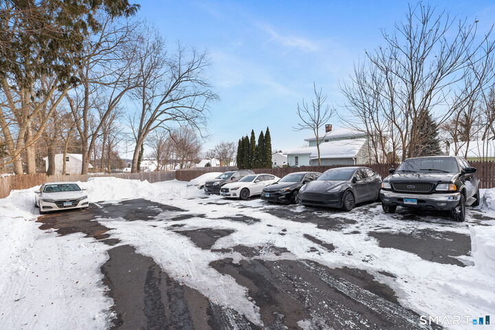 Property Photo:  547 East Street  CT 06051 