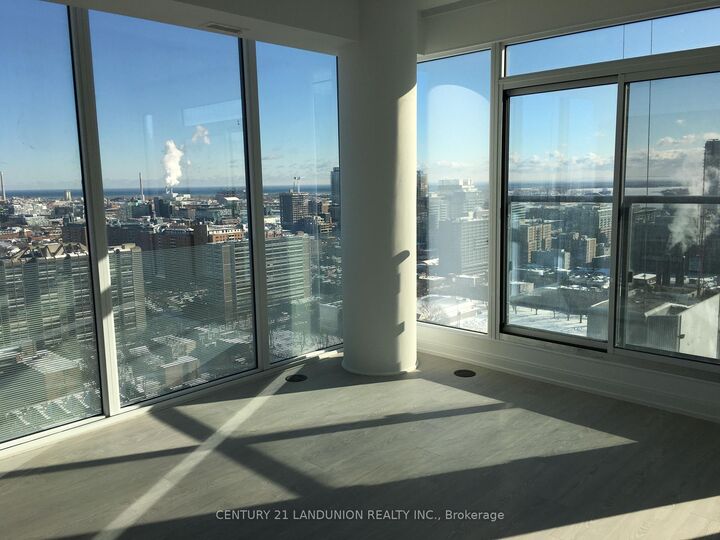 Property Photo: 181 Dundas Street E 2905 ON M5A 0N5