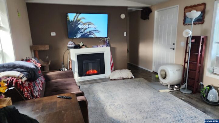 Property Photo: 300 SE Goodnight #74 Av 74 OR 97333