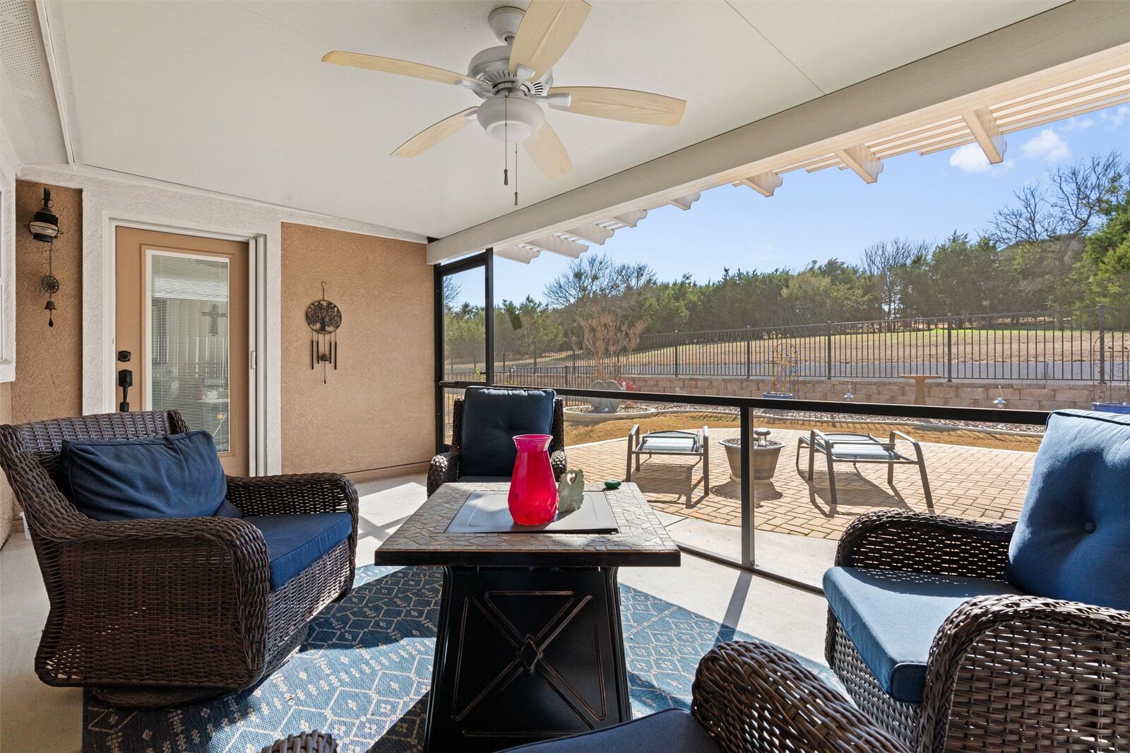 Property Photo: 124 Huntsville Cove TX 78633