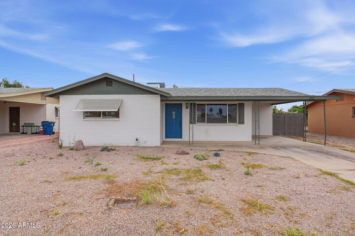 Property Photo:  1427 S Delaware Drive  AZ 85120 
