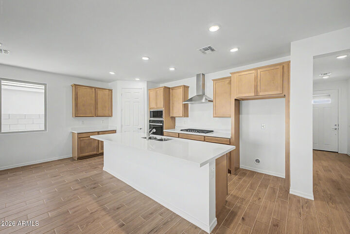 Property Photo: 2020 E Gordal Drive AZ 85140