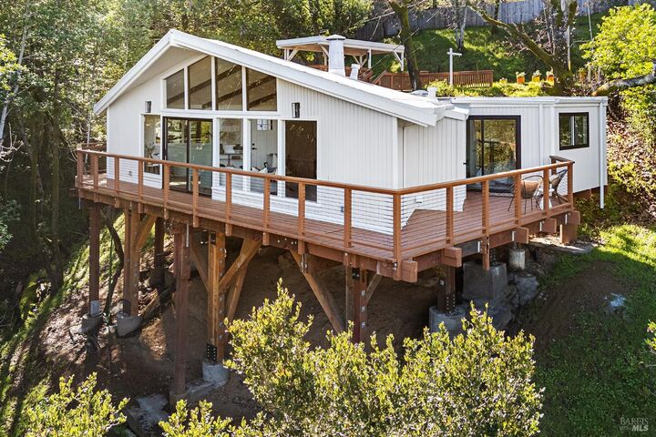 Property Photo: 723 Redwood Road CA 94960