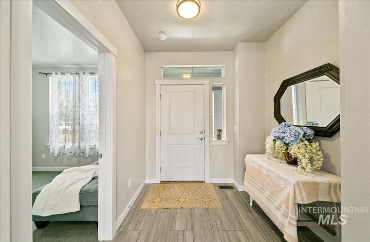 Property Photo: 221 E Ensenada Drive ID 83646