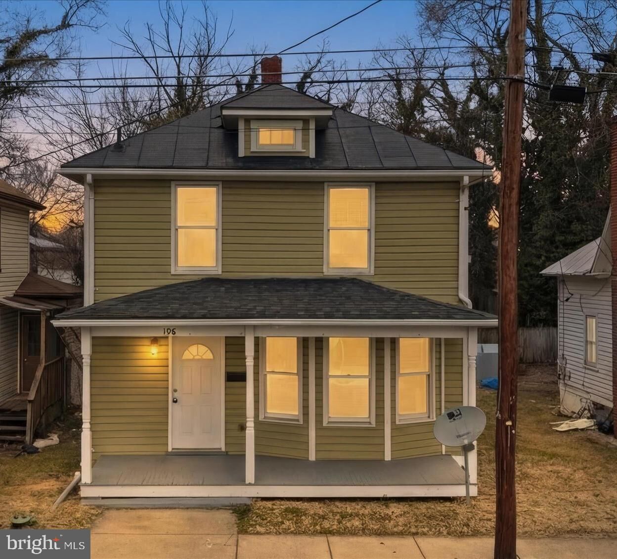 Property Photo:  106 W Southwerk Street  VA 22601 