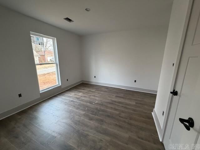 Property Photo: 303 1/2 N West Street AR 72110