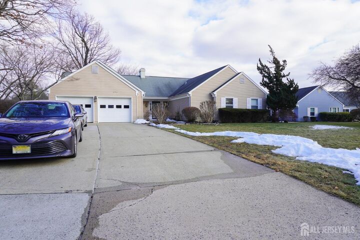 Property Photo:  675 Yarborough Way A  NJ 08831 