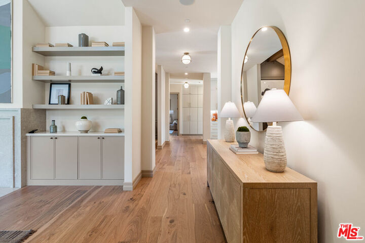 Property Photo: 4912 Beeman Ave CA 91607