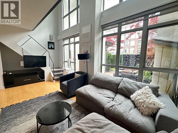 Property Photo:  1238 Richards Street  BC V6B 6M6 