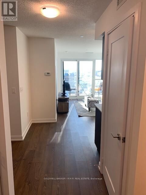 Property Photo:  275 Village Green Square 2024  ON M1S 0L8 