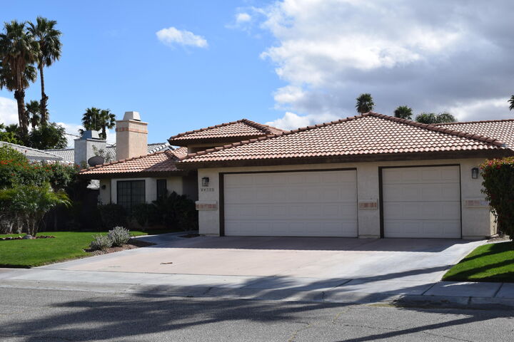 Property Photo: 68755 Raposa Road CA 92234