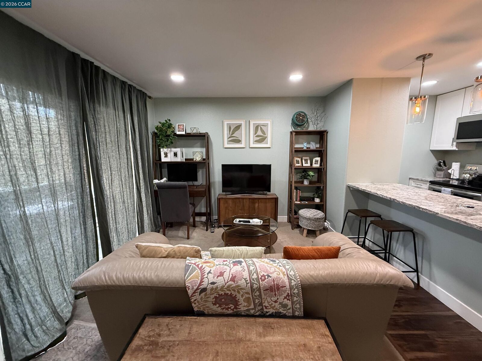 Property Photo: 1246 Walker Ave 206 CA 94596