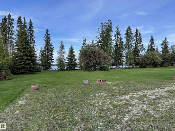Property Photo: 140 465015 Rge Rd 63A AB T0C 0T0