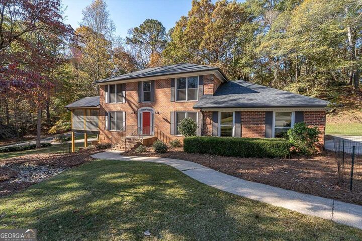 Property Photo:  330 Stoneland Drive  GA 30606 
