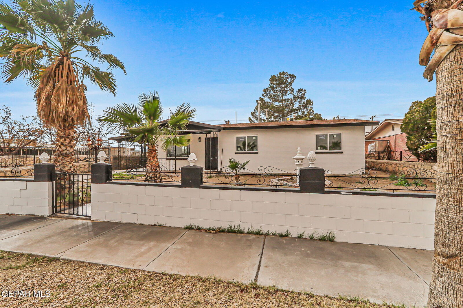 Property Photo: 669 Encino Drive TX 79905