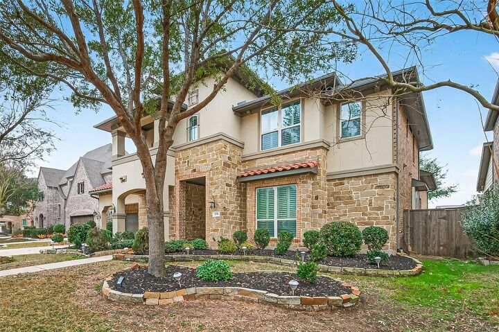 Property Photo: 2718 Briarstone Point Lane TX 77494